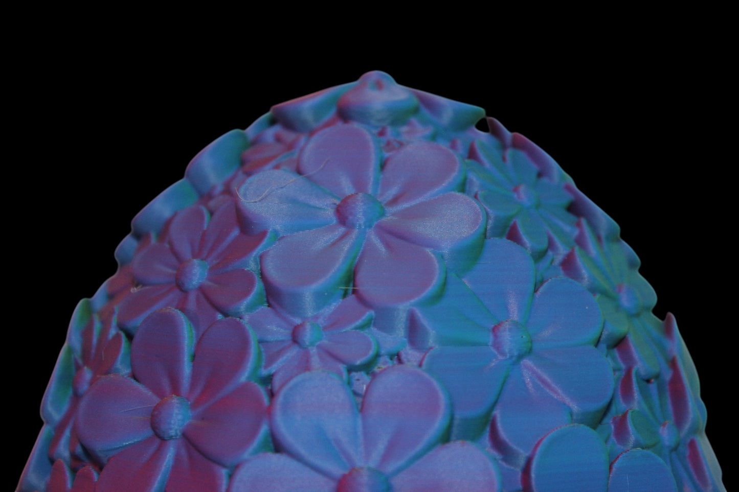 Daisy Bloom Locking Egg Container