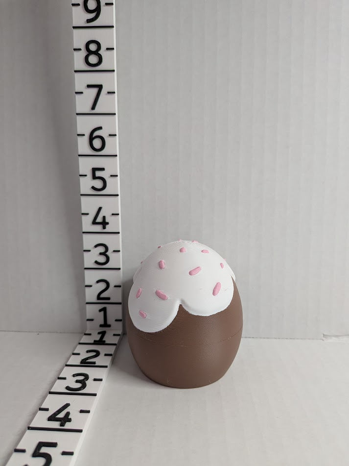 Chocolate Glaze Locking Egg Container